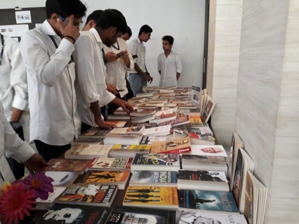 Book Exhibition-cum- Sale 2018 (5)